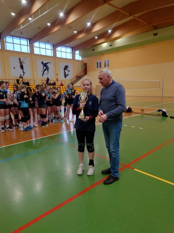 Turniej-Pilki-Siatkowej-z-Okazji-Dnia-Kobiet-12