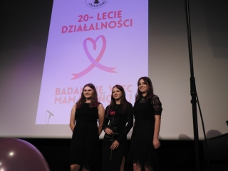 Pazdziernik-–-miesiacem-rozowej-wstazeczki-2