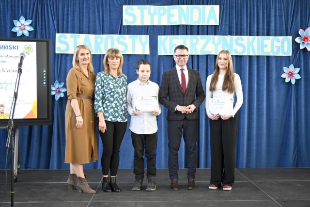 Apel z wręczeniem Stypendiów Starosty Kętrzyńskiego (6)