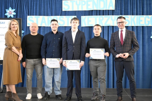 Apel z wręczeniem Stypendiów Starosty Kętrzyńskiego (8)