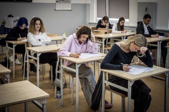 Matura próbna z Operonem – dzień trzeci – język angielski (1)