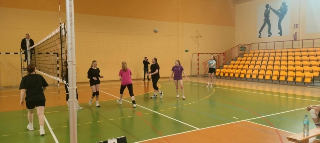 Turniej z okazji Dnia Kobiet – sukces naszych uczennic! (12)