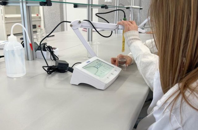 Nowa Pracownia Analizy Wody już działa! (7)