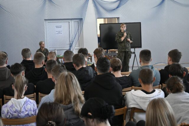 Spotkanie z żołnierzami 41. Batalionu Obrony Pogranicza (2)