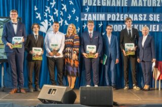 pożegnanie klas maturalnych (28)