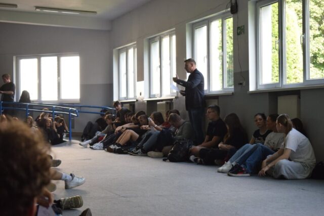 BEZPIECZEŃSTWO I OCHRONA – SPOTKANIE Z GRUPĄ WOLF (6)