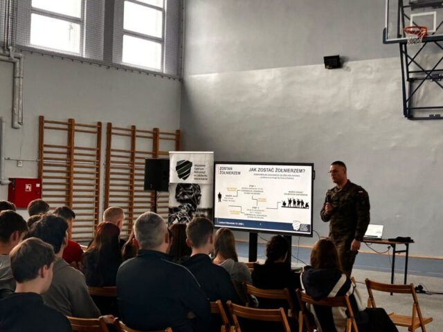 Spotkanie uczniów klas maturalnych z WCR 2026 (3)