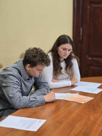 Sesja Młodzieżowej Rady Powiatu (4)