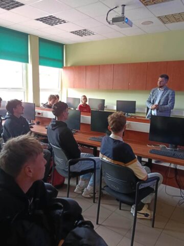 Uczniowie klasy 5Te Technik Programista na wycieczce we Wrocławiu! (8)